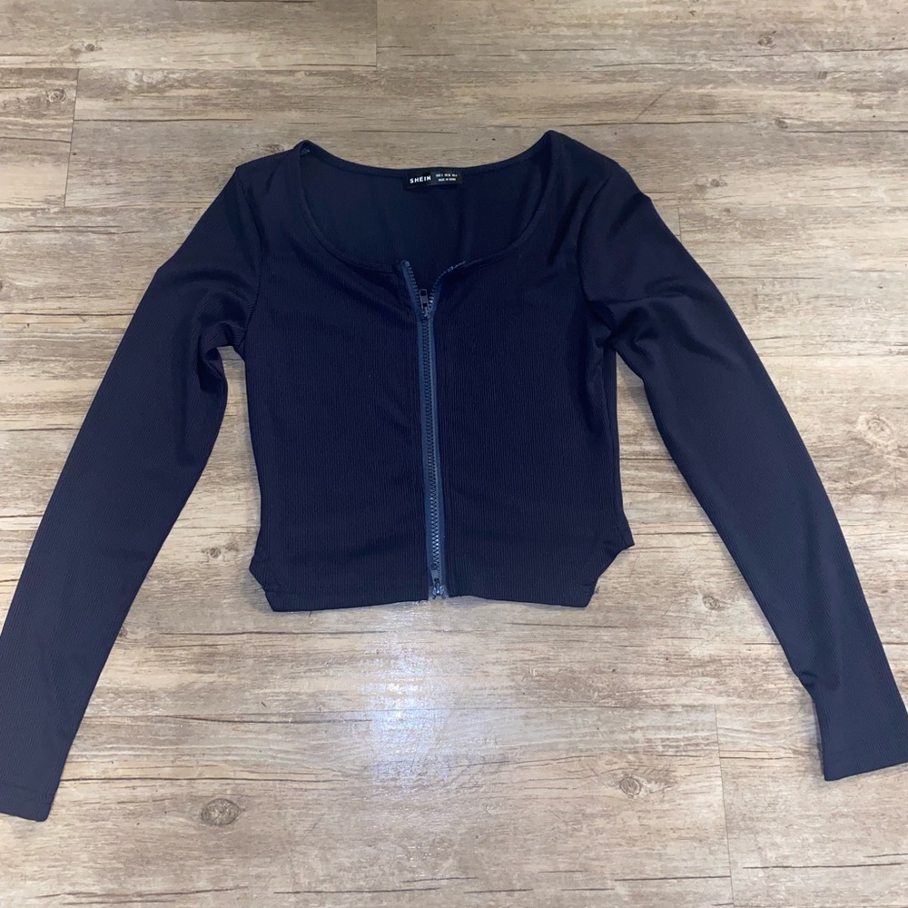 Long sleeve
